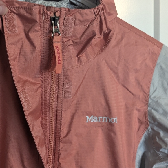 Marmot Preclip Eco Raincoat Rain Jacket - Coral and Grey sz Girls' L - Picture 3 of 8